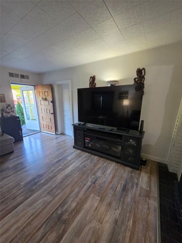 229 Pike Street NE, Auburn, WA 98002