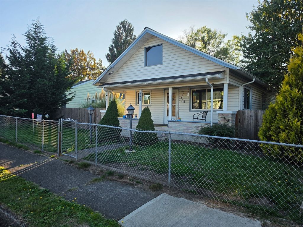 229 Pike Street NE, Auburn, WA 98002