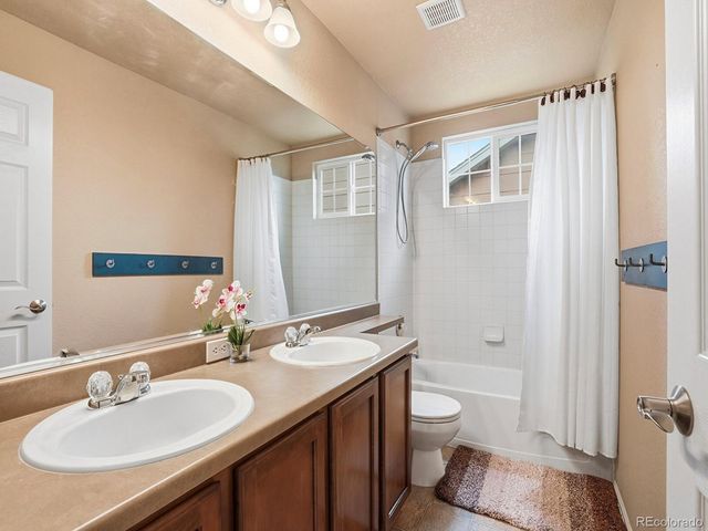 21536 E Nassau Place, Aurora, CO 80013