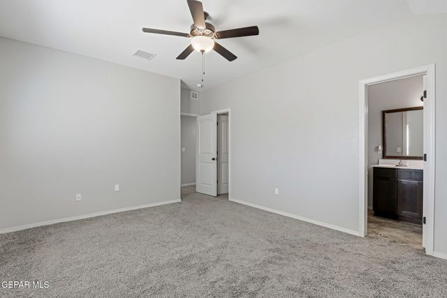 11677 Flor Freesia Drive, Socorro, TX 79927