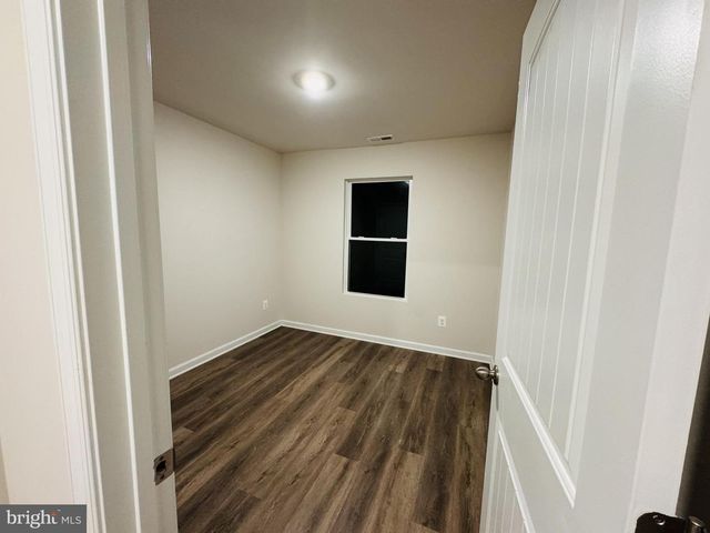 15 BLOOMSBURY ST, Falling Waters, WV 25419