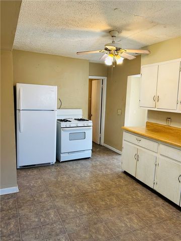 217 Rogers Avenue, Harrison, AR 72601