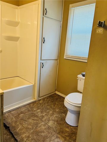 217 Rogers Avenue, Harrison, AR 72601