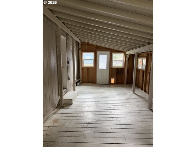 76353 WILLAMETTE Way, Oakridge, OR 97463