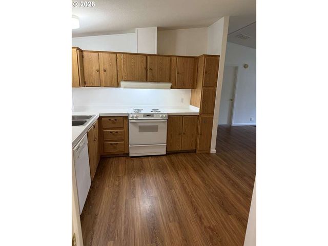 76353 WILLAMETTE Way, Oakridge, OR 97463