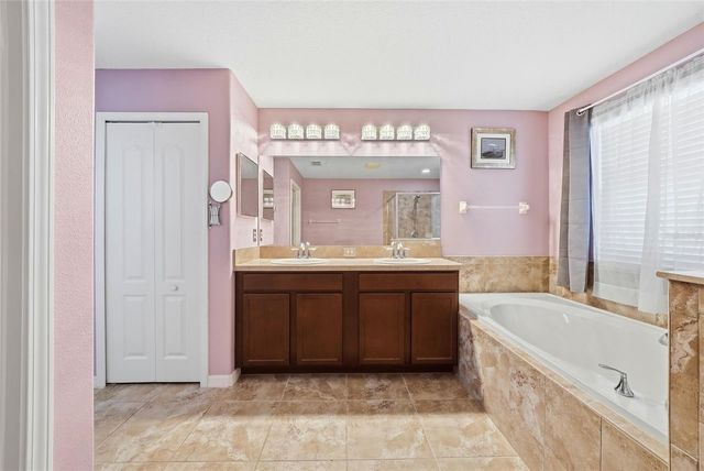 14604 RANNOCH MOOR PLACE, Wimauma, FL 33598