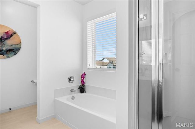 824 Harbor Woods Drive, Fairview Heights, IL 62208