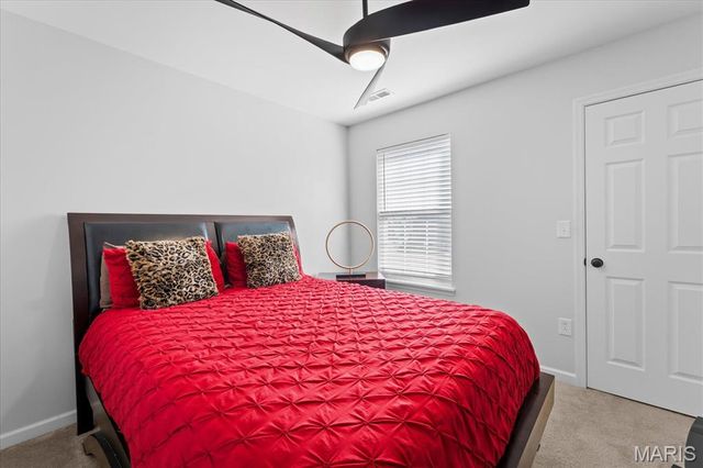 824 Harbor Woods Drive, Fairview Heights, IL 62208