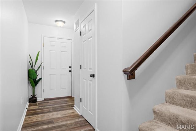 824 Harbor Woods Drive, Fairview Heights, IL 62208