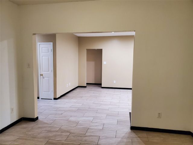 2107 Tower Bridge Road, Pearland, TX 77581