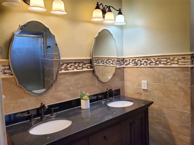 2107 Tower Bridge Road, Pearland, TX 77581