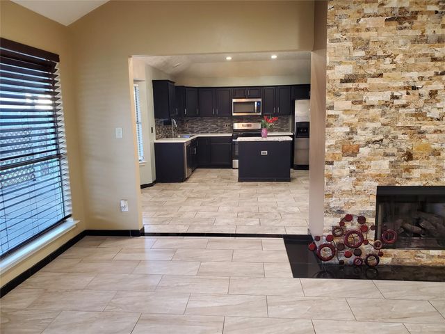 2107 Tower Bridge Road, Pearland, TX 77581