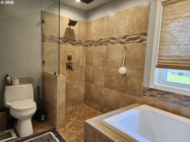 26383 S MERIDIAN Rd, Aurora, OR 97002