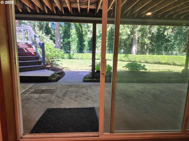 26383 S MERIDIAN Rd, Aurora, OR 97002