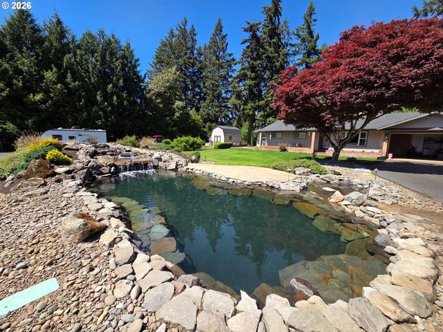 26383 S MERIDIAN Rd, Aurora, OR 97002