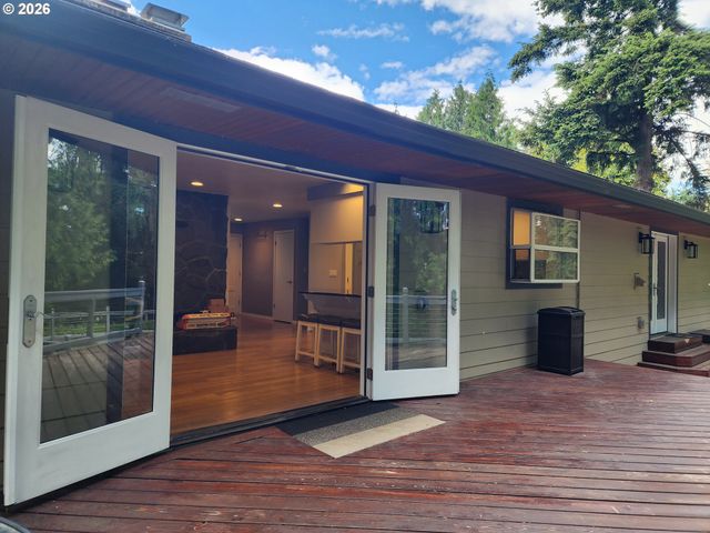 26383 S MERIDIAN Rd, Aurora, OR 97002