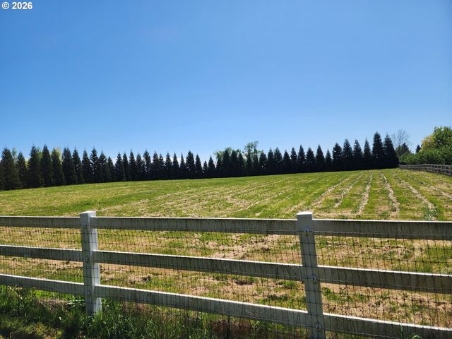26383 S MERIDIAN Rd, Aurora, OR 97002