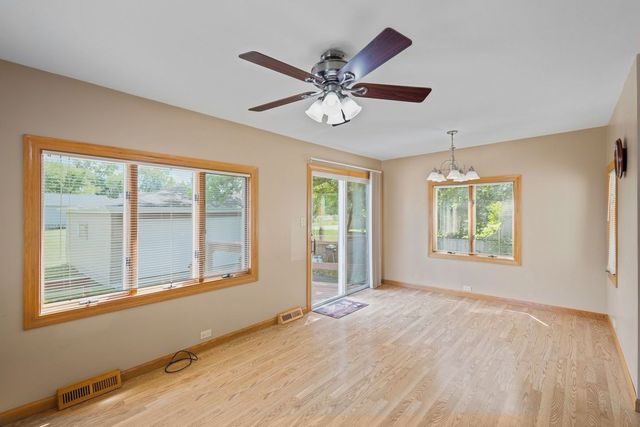 15735 Lavergne Avenue, Oak Forest, IL 60452