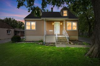 15735 Lavergne Avenue, Oak Forest, IL 60452