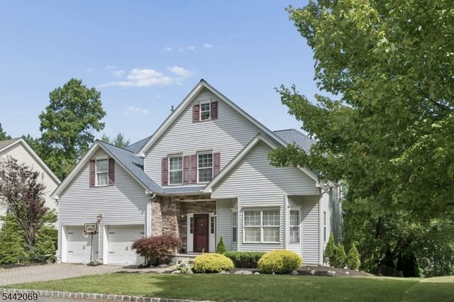 16 Bowers Dr, Allamuchy Twp., NJ 07840