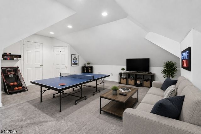 16 Bowers Dr, Allamuchy Twp., NJ 07840
