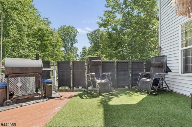16 Bowers Dr, Allamuchy Twp., NJ 07840