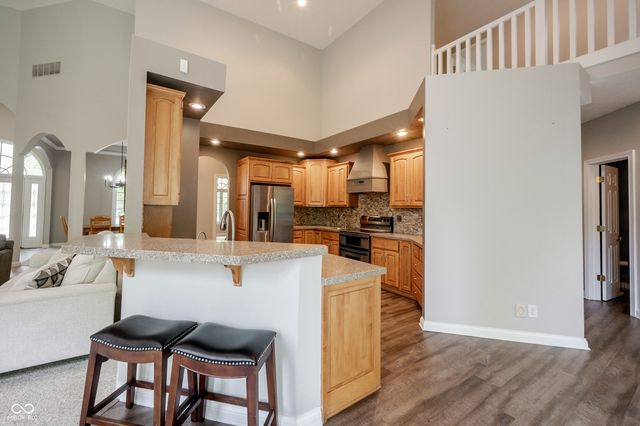 7844 N Timber Run Court, Indianapolis, IN 46256