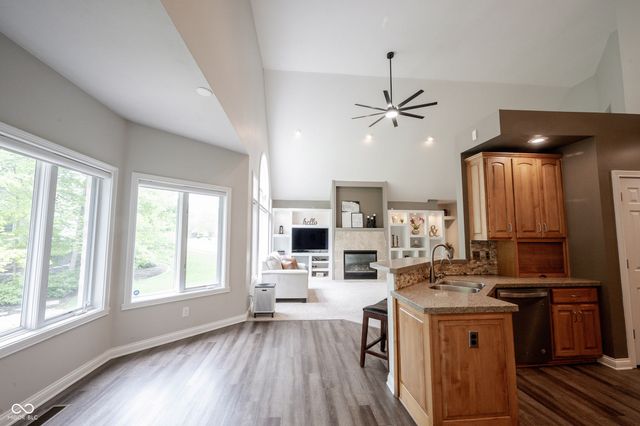 7844 N Timber Run Court, Indianapolis, IN 46256