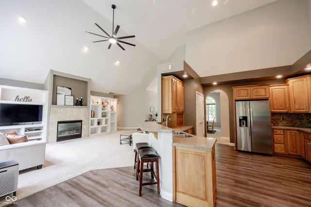 7844 N Timber Run Court, Indianapolis, IN 46256
