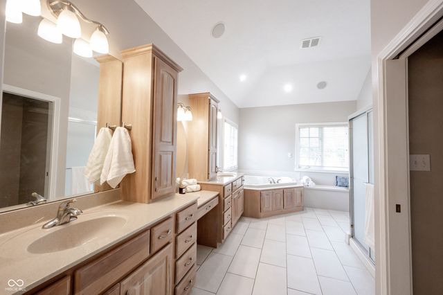7844 N Timber Run Court, Indianapolis, IN 46256