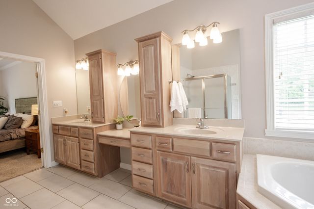 7844 N Timber Run Court, Indianapolis, IN 46256