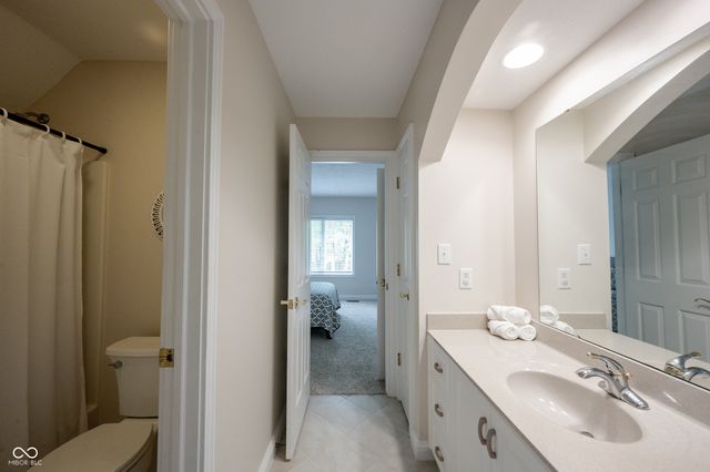 7844 N Timber Run Court, Indianapolis, IN 46256