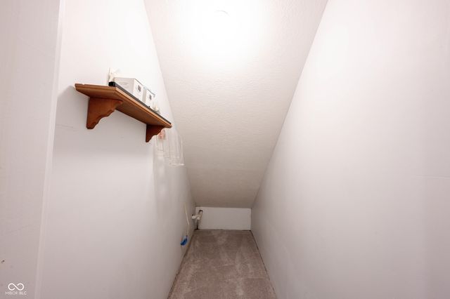 7844 N Timber Run Court, Indianapolis, IN 46256