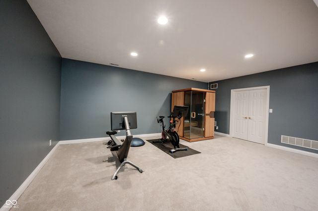7844 N Timber Run Court, Indianapolis, IN 46256