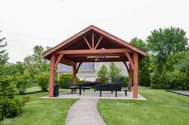 7844 N Timber Run Court, Indianapolis, IN 46256