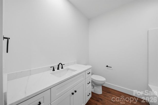 414 Scarlett Oak Court NE, Lenoir, NC 28645