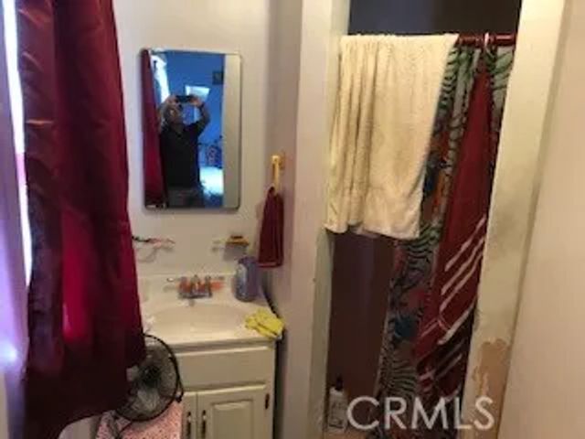 9611 Mallison Avenue, South Gate, CA 90280