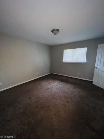 3432 Wichita Place F, Greensboro, NC 27405