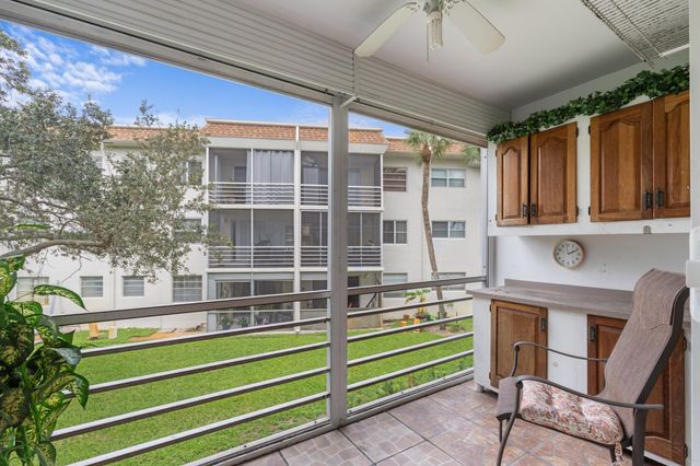 5501 NW 2nd Avenue Two, Boca Raton, FL 33487