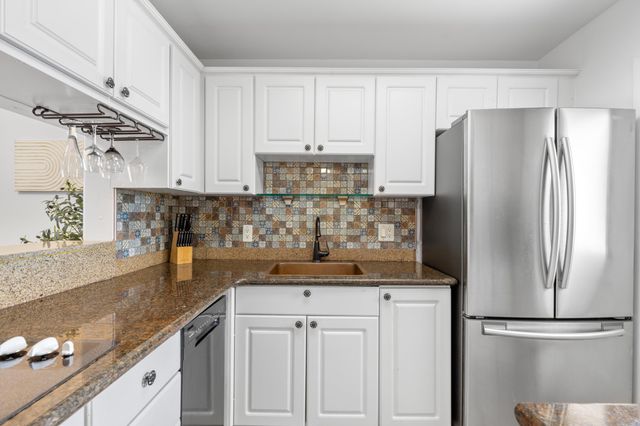 5501 NW 2nd Avenue Two, Boca Raton, FL 33487