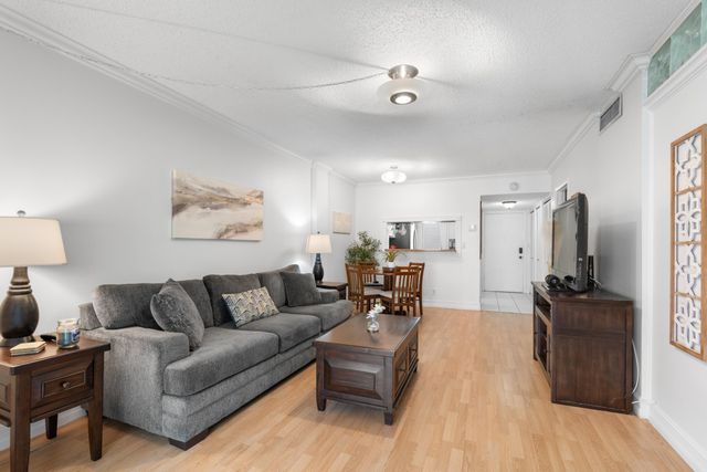 5501 NW 2nd Avenue Two, Boca Raton, FL 33487