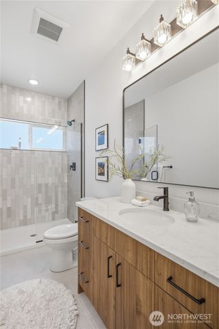 5720 NE 65th Street, Seattle, WA 98115