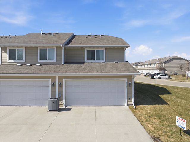 1267 NE 7th Lane, Ankeny, IA 50021