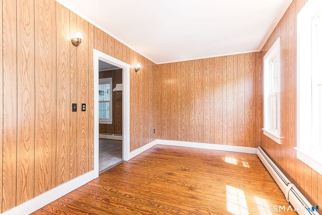 31-33 Brunswick Avenue, Plainfield, CT 06354