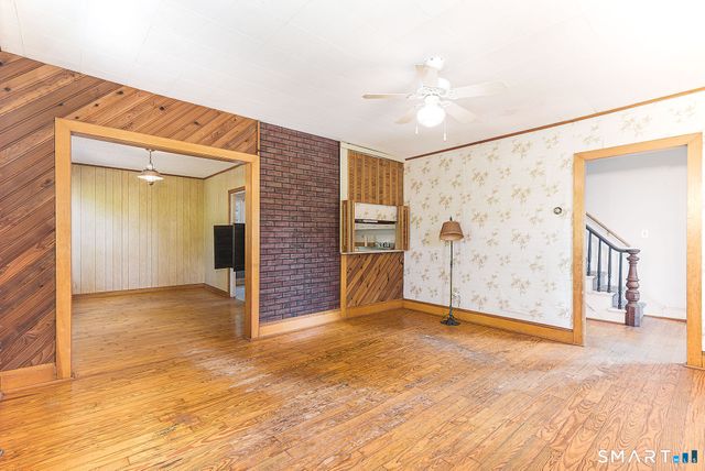 31-33 Brunswick Avenue, Plainfield, CT 06354