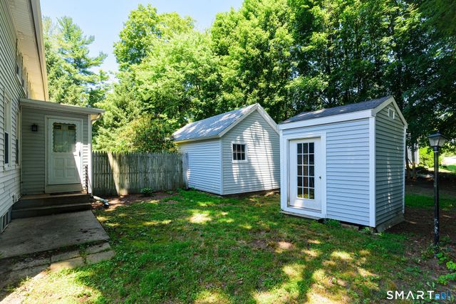 31-33 Brunswick Avenue, Plainfield, CT 06354