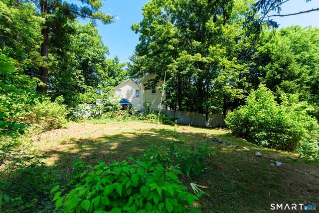 31-33 Brunswick Avenue, Plainfield, CT 06354