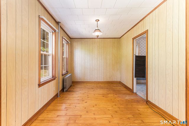 31-33 Brunswick Avenue, Plainfield, CT 06354