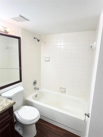 16203 Glenmoor Dr 16203, West Palm Beach, FL 33409