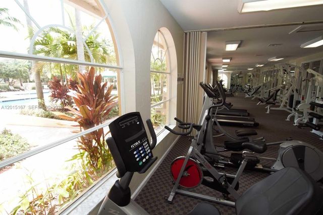 16203 Glenmoor Dr 16203, West Palm Beach, FL 33409
